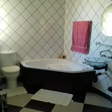 Hotel Central Hotel Warrenton