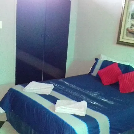 Central Hotel Warrenton Hotel *